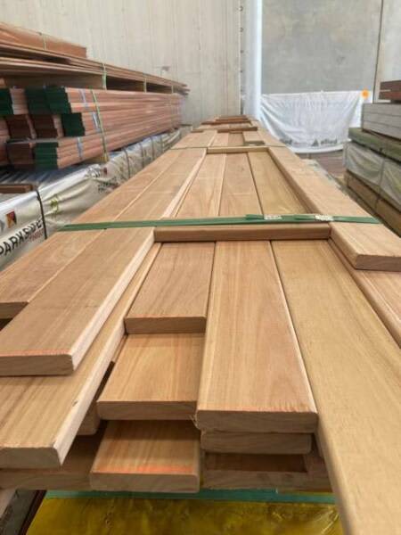 Blackbutt Decking 86 x 19mm (Price Per Linear Meter)