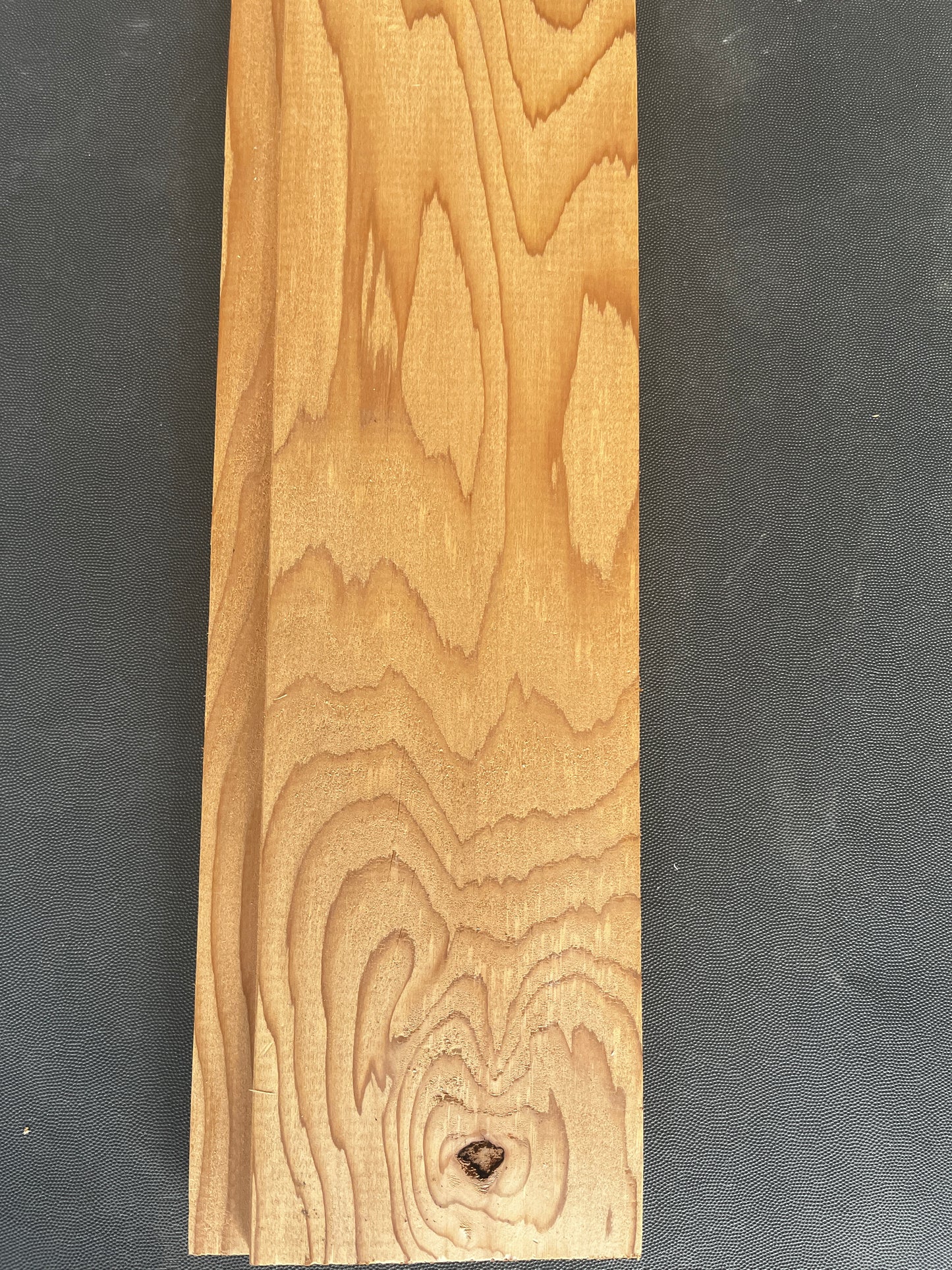 WESTERN RED CEDAR SHIPLAP 127 x 18mm (Price Per Metre)