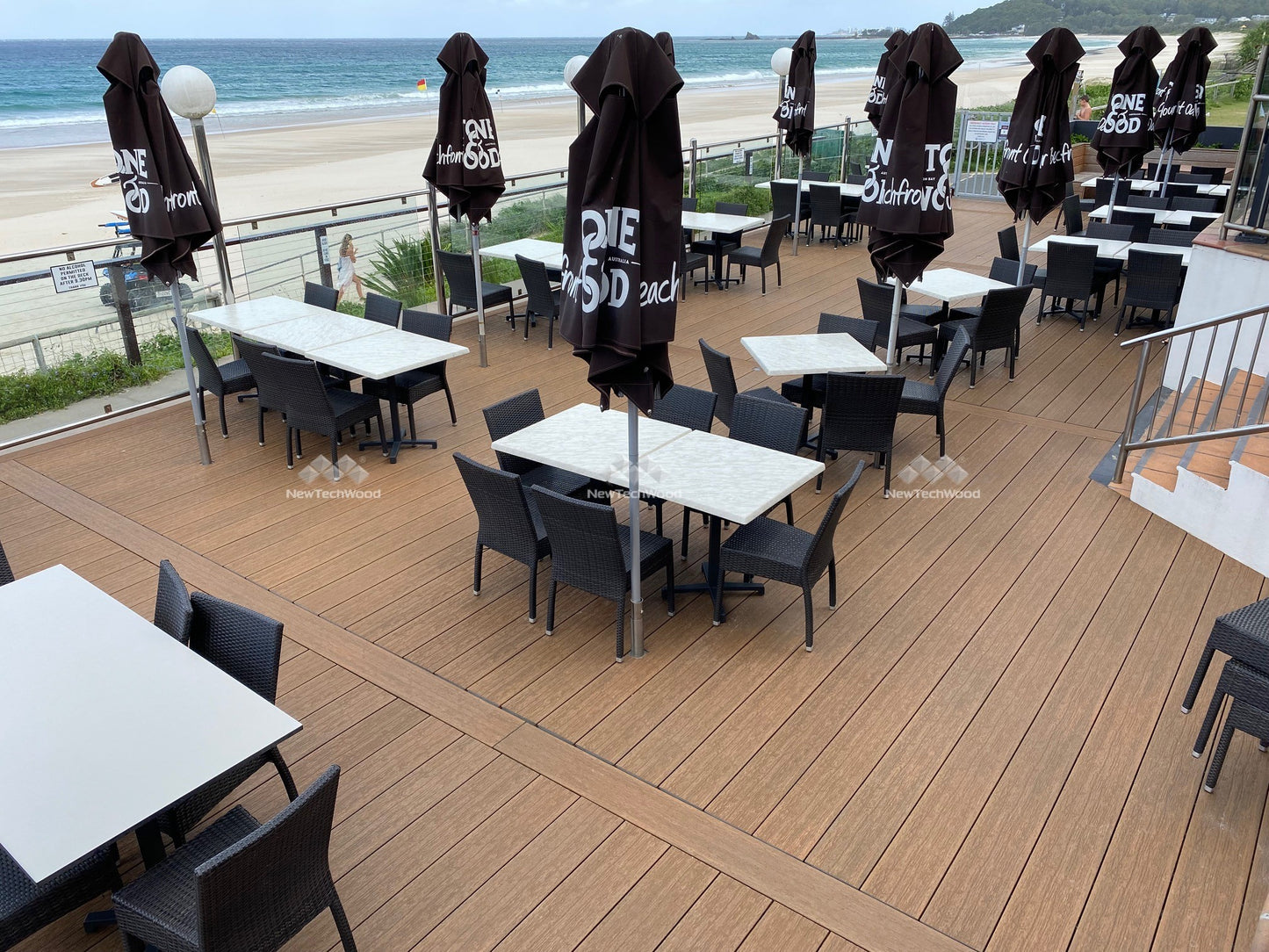 Newtechwood Coastal Range Composite Decking (4.88m)