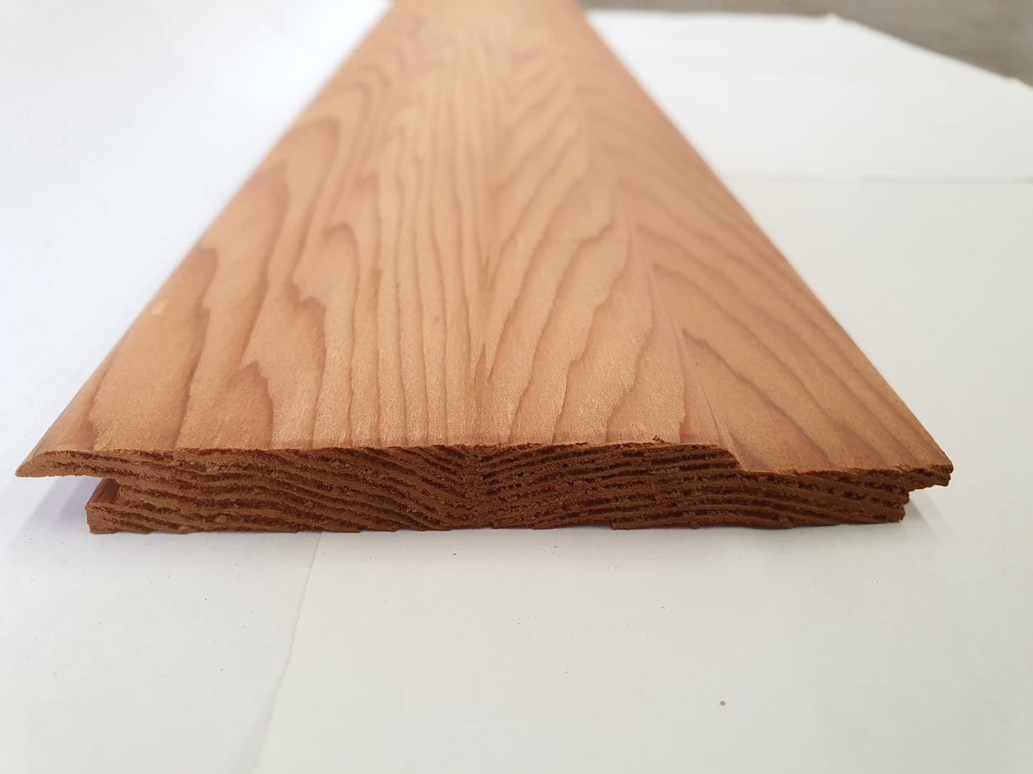 WESTERN RED CEDAR 84 x 10mm (Sauna Profile)