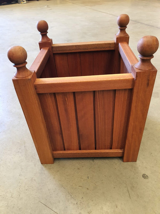 Bangkirai Ready Made Planter Boxes Large 445x445 (45x45x43 Cm)