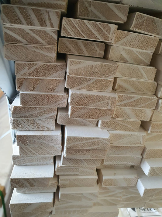Skirting 35 x 11 mm DAR (3 sides Pre Primed / 1 side Exposed)